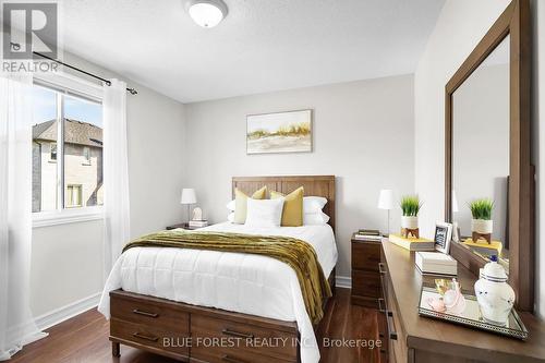 2891 Meadowgate Blvd, London, ON - Indoor Photo Showing Bedroom
