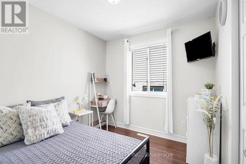 2891 Meadowgate Blvd, London, ON - Indoor Photo Showing Bedroom