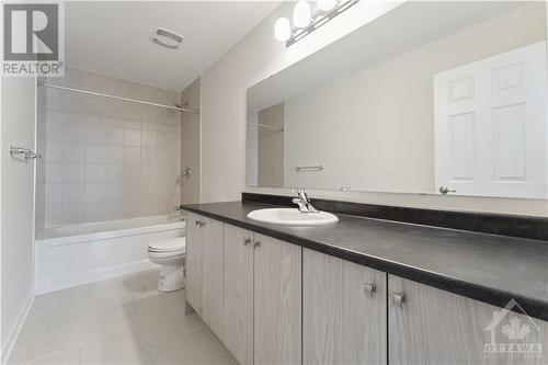 536 Woven Private, Ottawa, ON - Indoor Photo Showing Bathroom