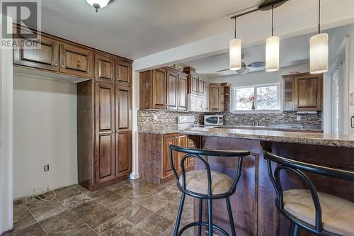 287 Main Road, Norman'S Cove-Long Cove, NL - Indoor Photo Showing Kitchen
