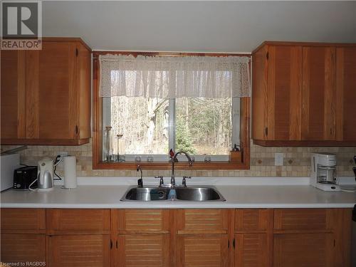 167 Stanley Drive, Grey Highlands, ON - Indoor Photo Showing Kitchen With Double Sink