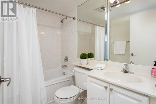 403 - 1000 King Street W, Toronto, ON - Indoor Photo Showing Bathroom
