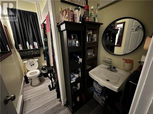 44-46 Mill Road, Moncton, NB - Indoor Photo Showing Bathroom