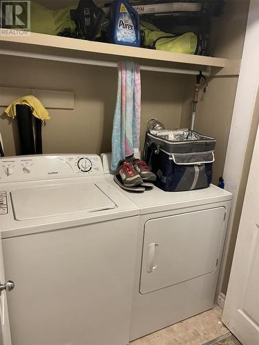 19 Hopeall Street, St John'S, NL - Indoor Photo Showing Laundry Room