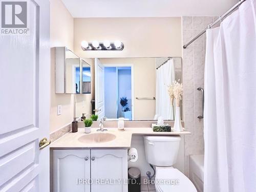 1016 - 9 Northern Heights Drive, Richmond Hill, ON - Indoor Photo Showing Bathroom