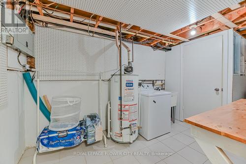 20 Horseshoe Crt, Brampton, ON - Indoor Photo Showing Laundry Room