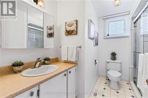 46 Diane Dr, Orangeville, ON - Indoor Photo Showing Bathroom