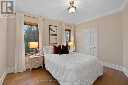 3100 30Th Side Road, Milton, ON - Indoor Photo Showing Bedroom
