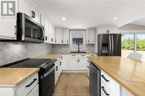 269 St-Philippe Rd, Saint-Philippe, NB - Indoor Photo Showing Kitchen With Upgraded Kitchen