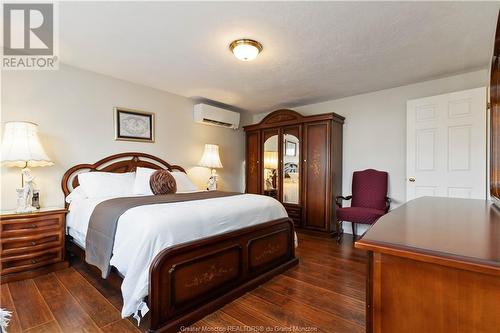 37 Arthur St, Moncton, NB - Indoor Photo Showing Bedroom