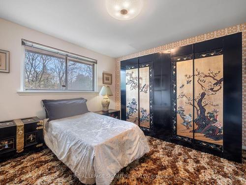 55 Fifeshire Rd, Toronto, ON - Indoor Photo Showing Bedroom