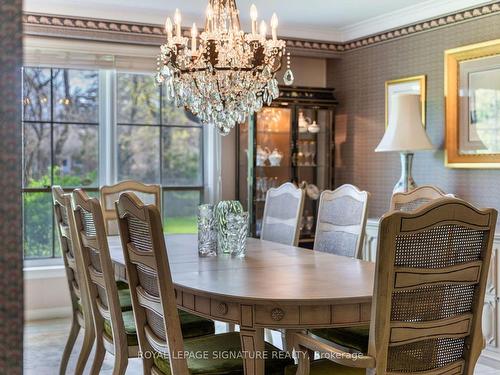 55 Fifeshire Rd, Toronto, ON - Indoor Photo Showing Dining Room