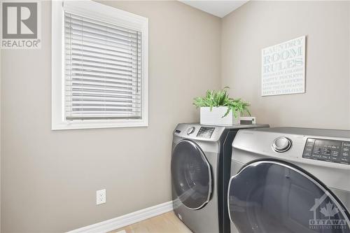 644 Continental Avenue, Ottawa, ON - Indoor Photo Showing Laundry Room