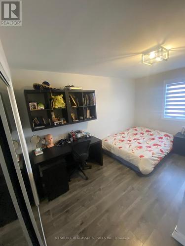 Upper - 72 Adams Street, Bradford West Gwillimbury, ON - Indoor Photo Showing Bedroom