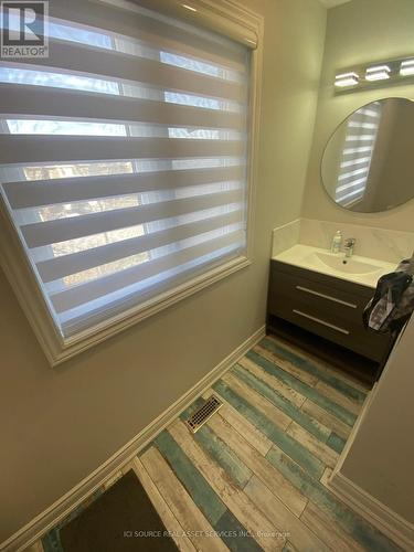 Upper - 72 Adams Street, Bradford West Gwillimbury, ON - Indoor Photo Showing Bathroom