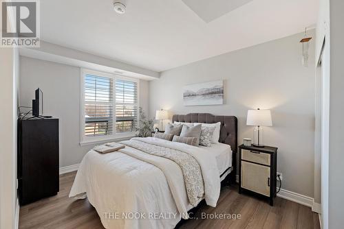 #415 -21 Brookhouse Dr, Clarington, ON - Indoor Photo Showing Bedroom