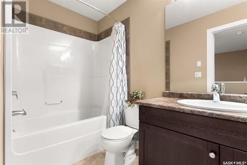2950 Rochdale Boulevard, Regina, SK - Indoor Photo Showing Bathroom