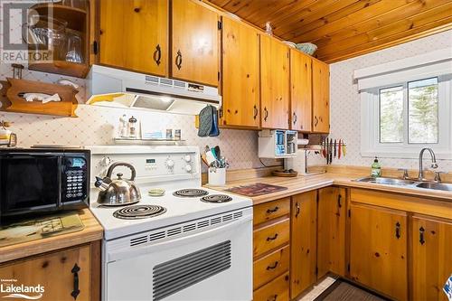 1319 & 1321 Sullivan Drive, Haliburton, ON - Indoor Photo Showing Kitchen With Double Sink