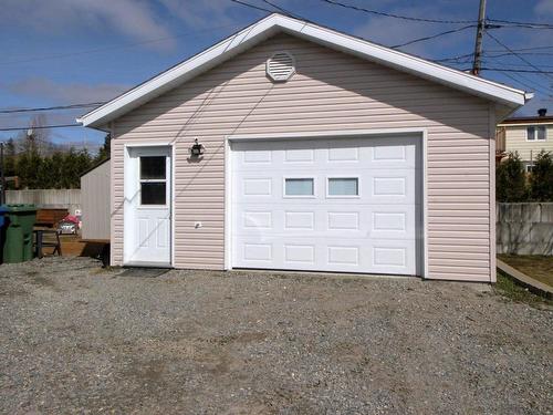 Garage - 1041 Av. Bouchard, Amos, QC - Outdoor With Exterior