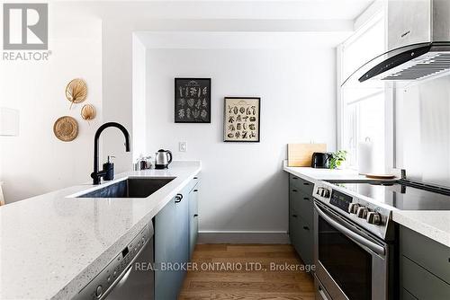 278 Campbell Avenue, Toronto, ON - Indoor Photo Showing Kitchen With Upgraded Kitchen