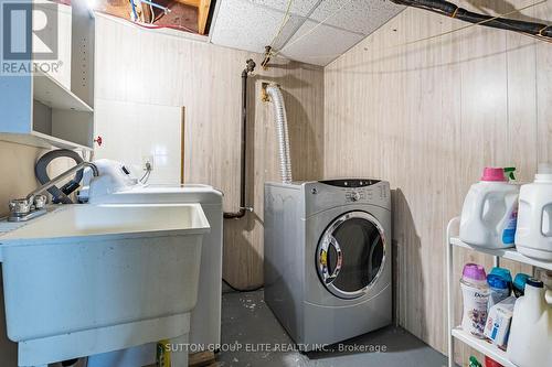 117 Fortieth Street, Toronto, ON - Indoor Photo Showing Laundry Room