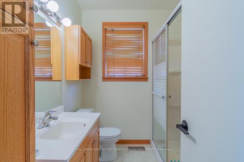 1338 Seagull Dr, Mississauga, ON - Indoor Photo Showing Bathroom