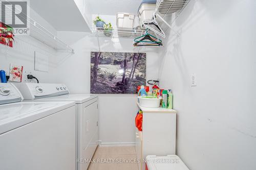 308 - 30 Malta Avenue, Brampton, ON - Indoor Photo Showing Laundry Room