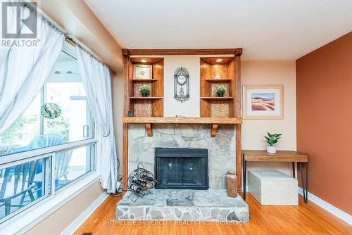 7277 Collett Rd, Mississauga, ON - Indoor Photo Showing Living Room With Fireplace