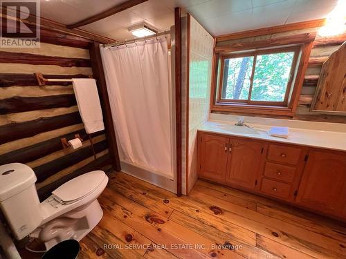 190 Brady Road, Westport, ON - Indoor Photo Showing Bathroom