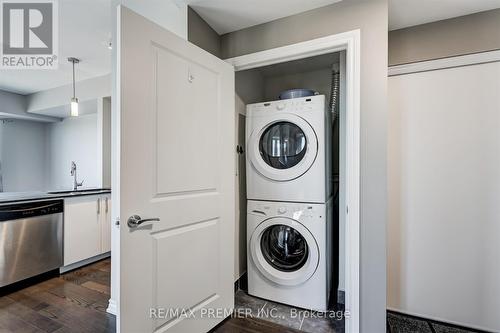 #1205 -7730 Kipling Ave, Vaughan, ON - Indoor Photo Showing Laundry Room
