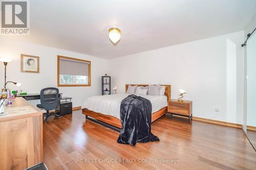 170 Garden Ave, Richmond Hill, ON - Indoor Photo Showing Bedroom