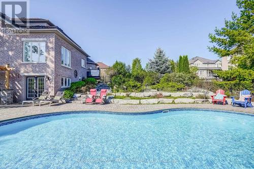 17 Duncton Wood Crescent, Aurora, ON - Outdoor With In Ground Pool
