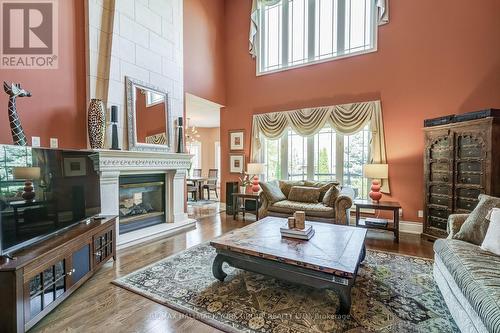 17 Duncton Wood Crescent, Aurora, ON - Indoor Photo Showing Living Room With Fireplace