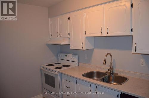 #16 -67 Fittons Rd, Orillia, ON - Indoor Photo Showing Kitchen With Double Sink