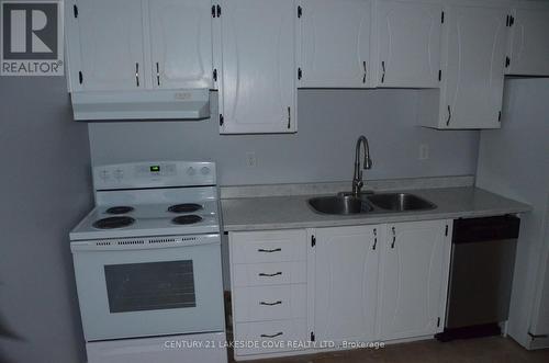 16 - 67 Fittons Road, Orillia, ON - Indoor Photo Showing Kitchen With Double Sink