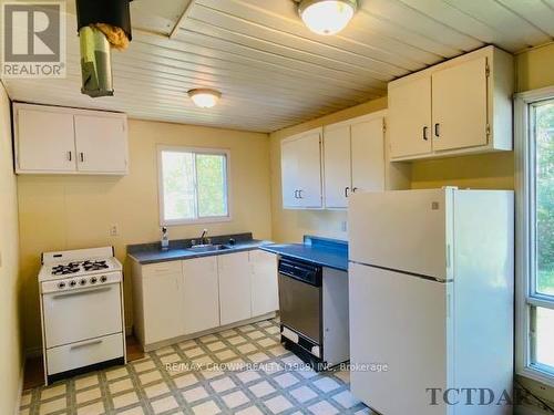 Lot 5 North End Access Road, Smooth Rock Falls, ON - Indoor Photo Showing Kitchen With Double Sink