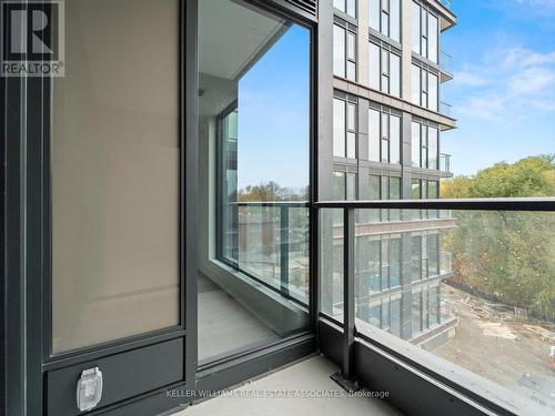 #402 -250 Lawrence Ave W, Toronto, ON - Outdoor With Exterior