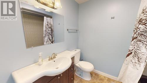 10516 104 Avenue, Fort St. John, BC - Indoor Photo Showing Bathroom