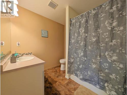 123 4035 22Nd Avenue, Prince George, BC - Indoor Photo Showing Bathroom