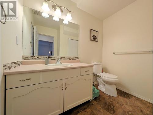 123 4035 22Nd Avenue, Prince George, BC - Indoor Photo Showing Bathroom