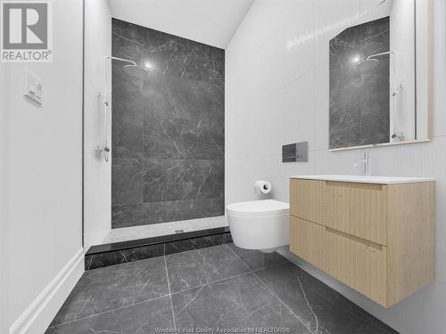 4532 Valerio Crescent, Lasalle, ON - Indoor Photo Showing Bathroom