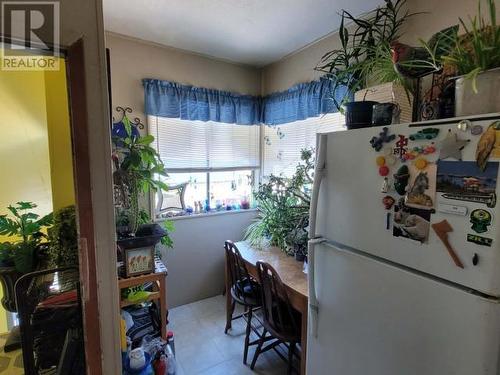1 Thru 6-6865 Duncan Street, Powell River, BC - Indoor Photo Showing Other Room