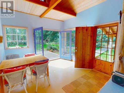 1132/34 Herchmer Road, Savary Island, BC - Indoor