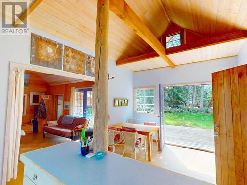 1132/34 Herchmer Road, Savary Island, BC - Indoor