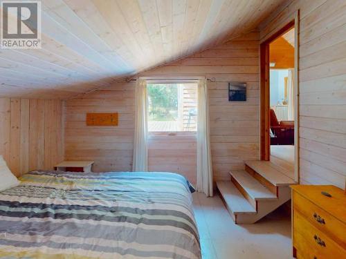 1132/34 Herchmer Road, Savary Island, BC - Indoor Photo Showing Bedroom
