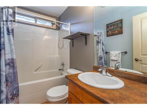 788 Galbraith Place, Kelowna, BC - Indoor Photo Showing Bathroom
