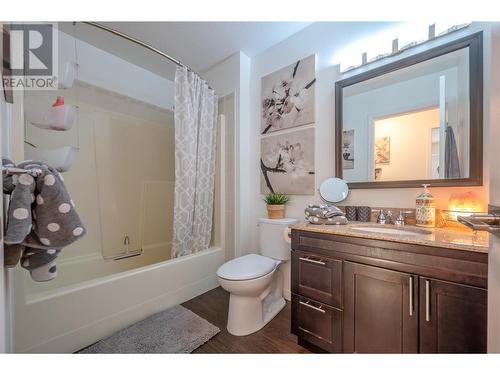 28 Killdeer Place, Osoyoos, BC - Indoor Photo Showing Bathroom