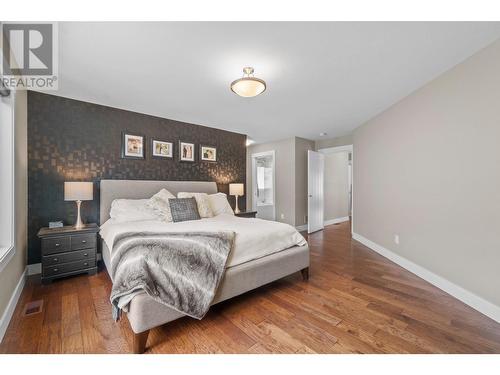 200 Lost Creek Court, Kelowna, BC - Indoor Photo Showing Bedroom