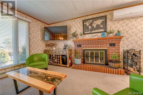 430 Bayview Drive, Saint Andrews, NB - Indoor With Fireplace