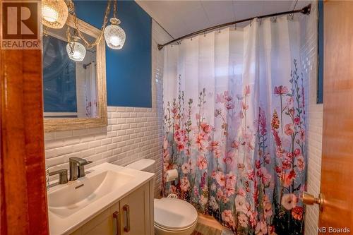 430 Bayview Drive, Saint Andrews, NB - Indoor Photo Showing Bathroom